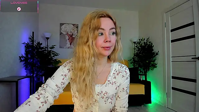 caty kiss online show from 04/08/26, 02:11