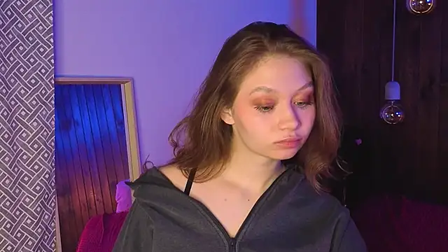 HolliBillig online show from 03/15/26, 07:09