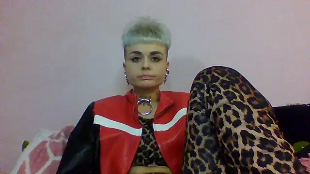 Snapshot of AlisaDear257 chatting on 02/17/26, 12:23 AlisaDear257 online show from 02/17/26, 12:23