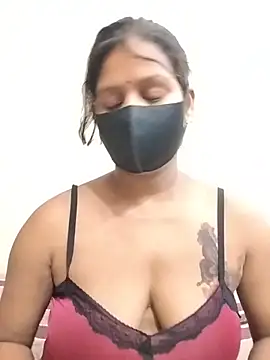 ankita077 online show from 05/25/26, 10:27