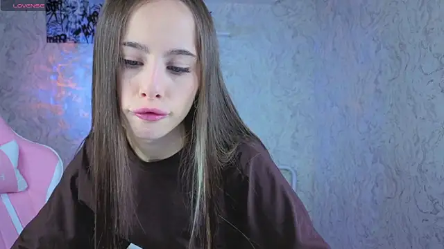 kristi kitss online show from 04/19/26, 09:19