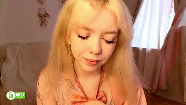 Rochelle kitty online show from 04/26/26, 02:48