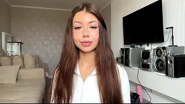 You Club Winx online show from 05/03/26, 07:25