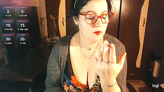 Snapshot of exiMIlf chatting on 02/11/26, 05:18 exiMIlf online show from 02/11/26, 05:18