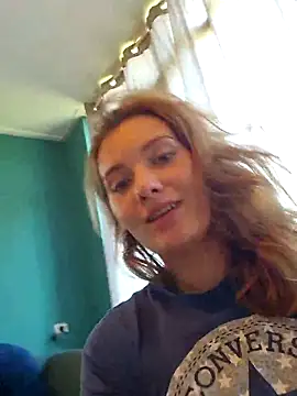 sweetsophie69 online show from 04/22/26, 01:01