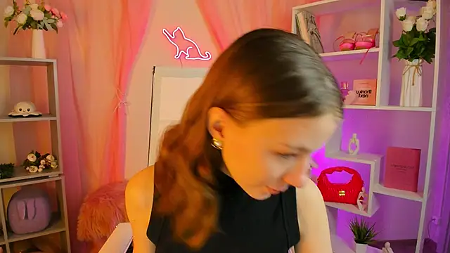 ElliFrankenweenie online show from 03/03/26, 09:26