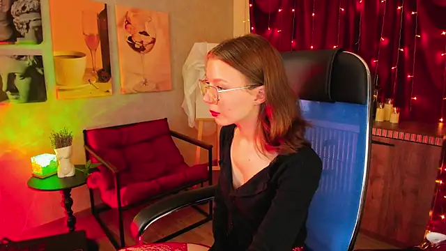 ElliFrankenweenie online show from 04/05/26, 06:21