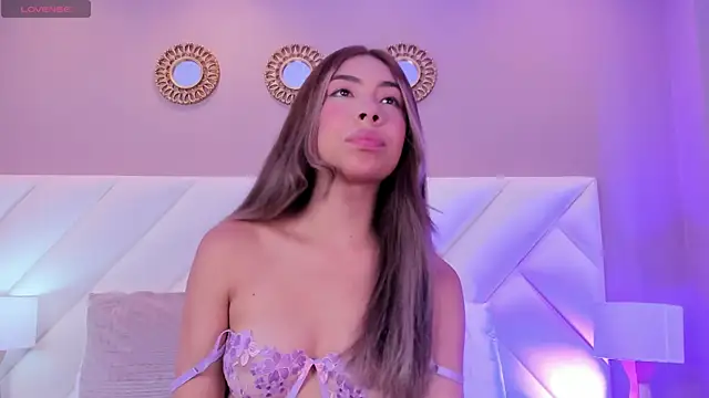 ValeryGomezz online show from 05/25/26, 02:45
