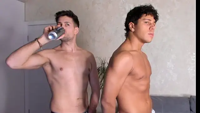 Snapshot of alexflexxx chatting on 02/27/26, 05:35 alexflexxx online show from 02/27/26, 05:35