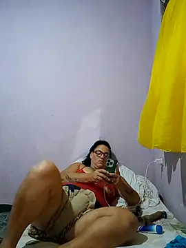 Snapshot of Monalinda-hot chatting on 02/25/26, 01:37 Monalinda-hot online show from 02/25/26, 01:37