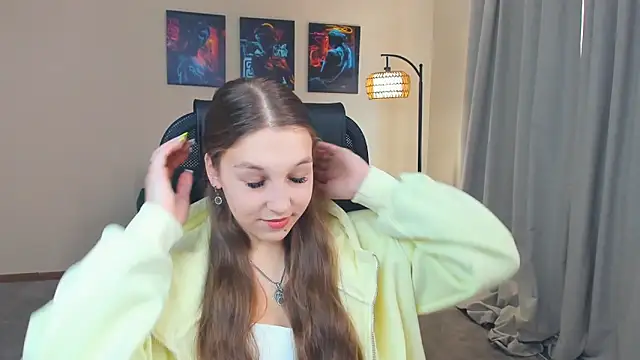 Snapshot of LavetaOas chatting on 02/18/26, 08:43 LavetaOas online show from 02/18/26, 08:43