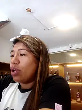 eva vidal  online show from 04/25/26, 06:05