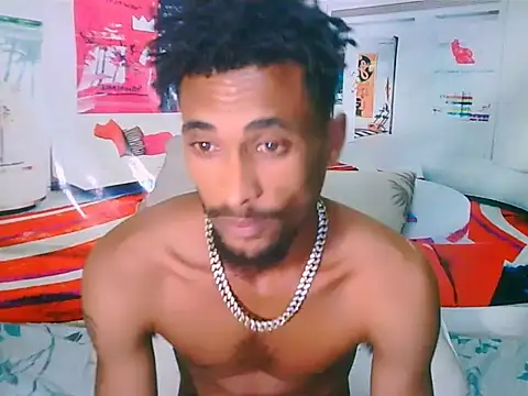 Snapshot of EroticPoison69 chatting on 02/12/26, 04:46 EroticPoison69 online show from 02/12/26, 04:46