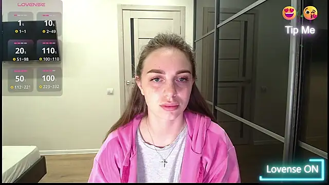 Snapshot of _julia_wonderful_ chatting on 04/12/26, 02:05 julia wonderful online show from 04/12/26, 02:05