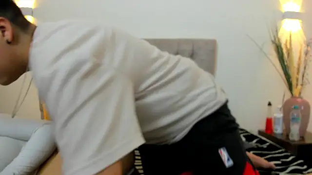 Gaia n Nix online show from 04/05/26, 04:20