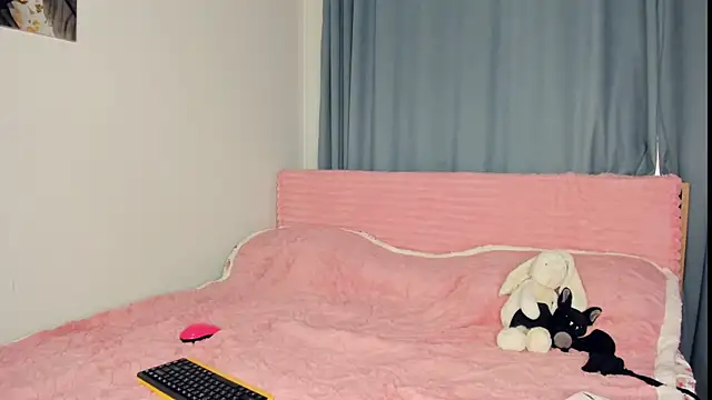 Snapshot of cuit_burg chatting on 02/12/26, 07:58 cuit burg online show from 02/12/26, 07:58