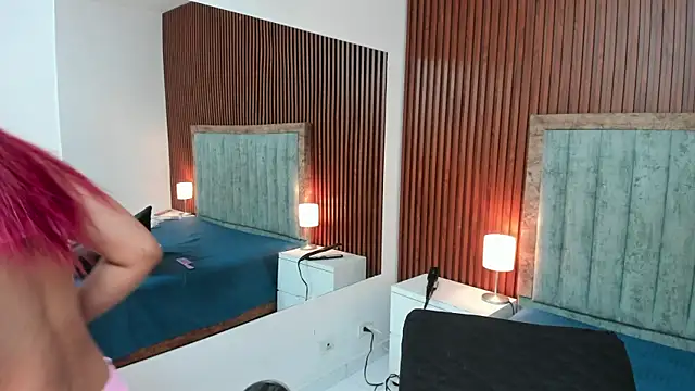 Karina Towers online show from 03/31/26, 11:32