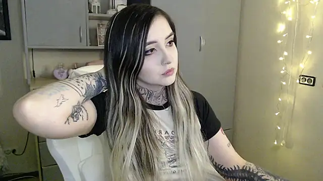 Rin Tozier online show from 03/29/26, 01:16