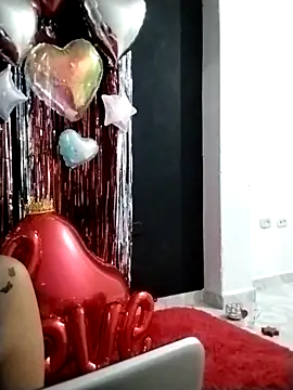 haffsa   online show from 02/14/26, 02:41