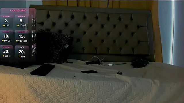 Snapshot of emma__castle chatting on 02/11/26, 07:19 emma castle online show from 02/11/26, 07:19