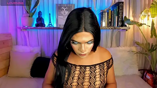 Miss-liaa online show from 04/16/26, 10:12