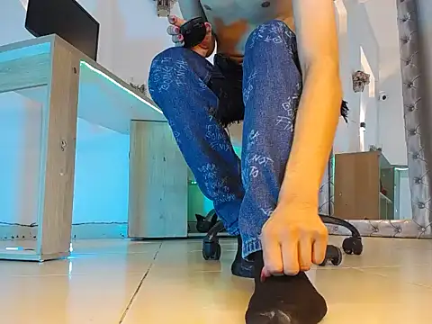 jullian ricci online show from 04/11/26, 08:24