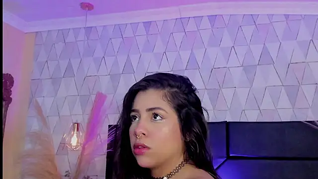 Snapshot of CloheBell chatting on 02/26/26, 11:42 CloheBell online show from 02/26/26, 11:42