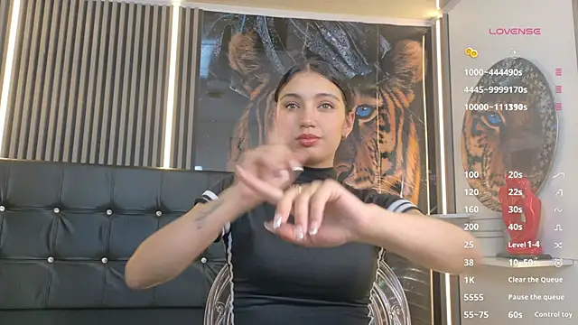  ArianaToroo online show from 04/06/26, 01:45