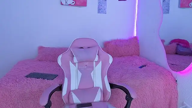 Snapshot of hime_ko1 chatting on 02/23/26, 02:25 hime ko1 online show from 02/23/26, 02:25