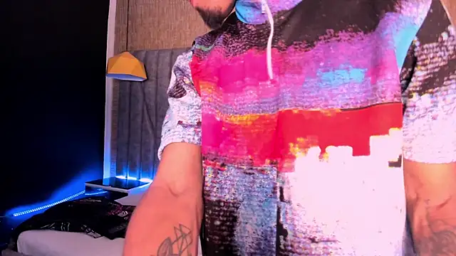 Snapshot of NoaahTylor chatting on 02/28/26, 07:48 NoaahTylor online show from 02/28/26, 07:48