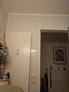 Snapshot of EddyRise- chatting on 02/21/26, 06:42 EddyRise- online show from 02/21/26, 06:42