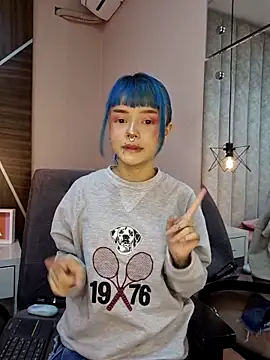 Snapshot of Sateh_and_Hikary chatting on 02/17/26, 01:18 Sateh and Hikary online show from 02/17/26, 01:18