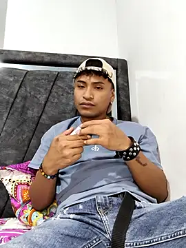 Snapshot of Emadridr chatting on 02/28/26, 06:03 Emadridr online show from 02/28/26, 06:03