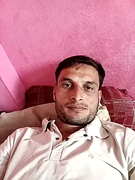 Snapshot of Beinghorny83 chatting on 02/20/26, 08:49 Beinghorny83 online show from 02/20/26, 08:49