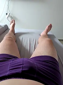 Snapshot of Skoel84 chatting on 02/11/26, 09:36 Skoel84 online show from 02/11/26, 09:36