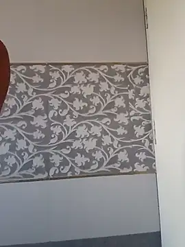 Snapshot of notanerd22 chatting on 02/18/26, 11:39 notanerd22 online show from 02/18/26, 11:39