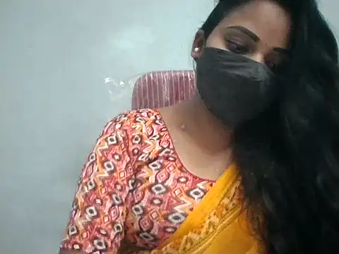 Rathi-priyaa online show from 06/17/26, 09:34