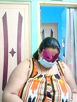 Snapshot of 02Roshni chatting on 02/28/26, 03:07 02Roshni online show from 02/28/26, 03:07