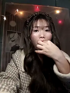 Snapshot of Girl-crazy1 chatting on 02/20/26, 06:26 Girl-crazy1 online show from 02/20/26, 06:26