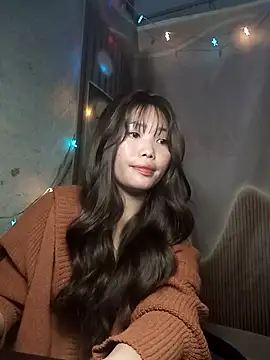 Snapshot of Girl-crazy1 chatting on 02/24/26, 02:31 Girl-crazy1 online show from 02/24/26, 02:31