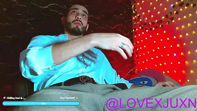 LovexJuxn8 online show from 05/26/26, 03:02
