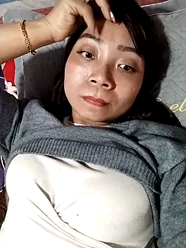 cute-shine online show from 02/25/26, 05:06