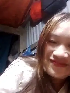 Snapshot of bany-lee chatting on 02/15/26, 02:03 bany-lee online show from 02/15/26, 02:03