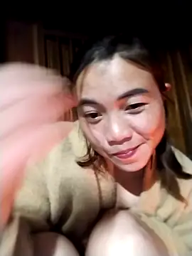 Snapshot of lovely-742 chatting on 02/19/26, 12:23 lovely-742 online show from 02/19/26, 12:23