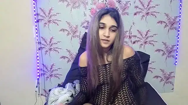 Snapshot of Amber_Rose06 chatting on 06/24/26, 04:55 Amber Rose06 online show from 06/24/26, 04:55
