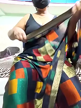 Snapshot of Joyti_07 chatting on 02/24/26, 11:52 Joyti 07 online show from 02/24/26, 11:52