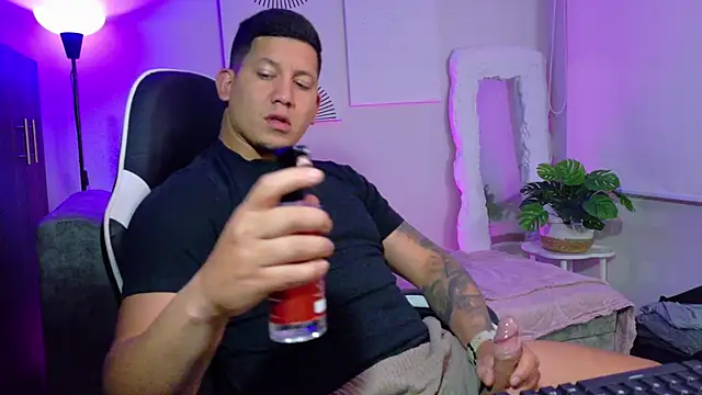  robertobaggioo online show from 06/01/26, 12:29
