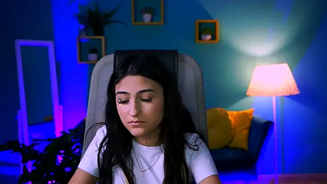 Snapshot of TerezaRobinson chatting on 02/16/26, 01:29 TerezaRobinson online show from 02/16/26, 01:29