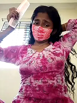 Snapshot of Sexy_Boudi650 chatting on 02/17/26, 09:50 Sexy Boudi650 online show from 02/17/26, 09:50