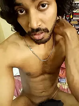 Snapshot of Yk_physique chatting on 02/19/26, 06:26 Yk physique online show from 02/19/26, 06:26